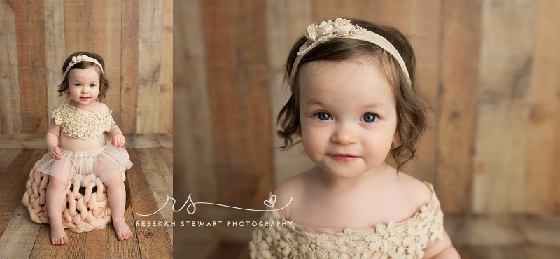 babies one year old in Cedar Rapids has a cake smas